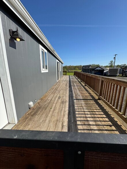 More Photos Of 76346 Barton Rd, Rainier Warehouse For Sale