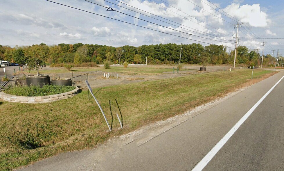 More Photos Of 5700 Columbus Pike, Delaware Land For Sale