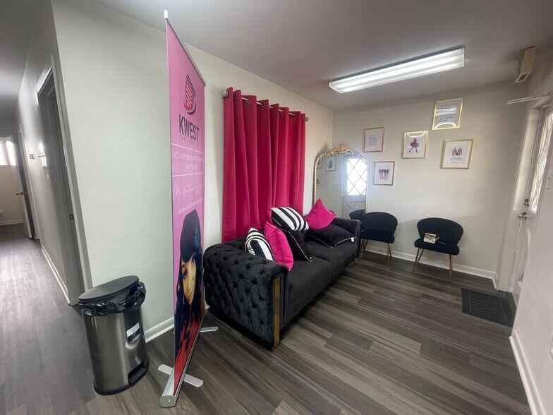 More Photos Of 214 S Burnside Ave, Gonzales Medical For Lease