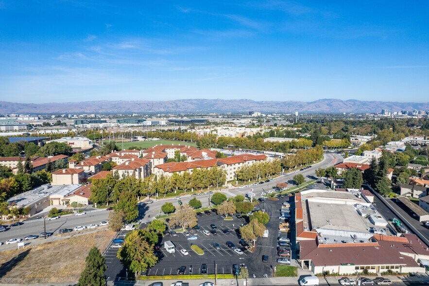 More Photos Of 2555-2615 The Alameda, Santa Clara Storefront For Sale