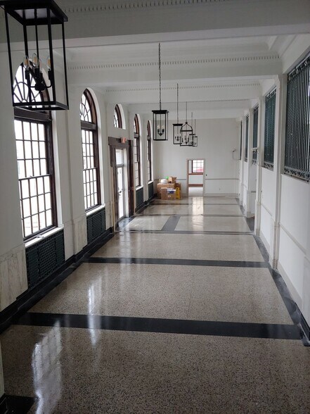 More Photos Of 100 Piedmont Ave, Bristol Office For Lease