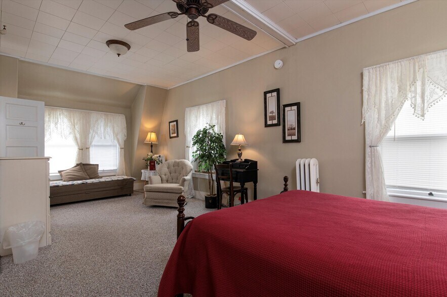 More Photos Of 40 The Common, Chester Hotel For Sale