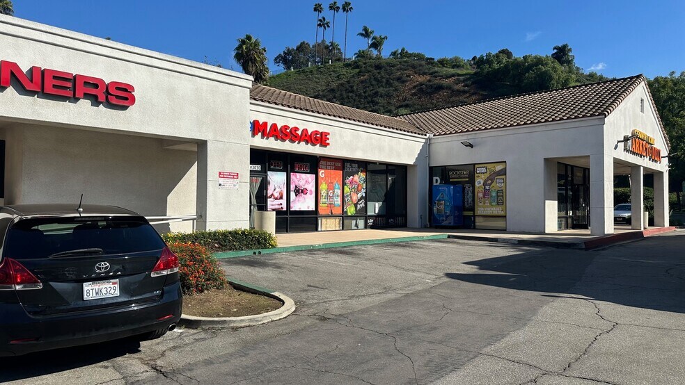 More Photos Of 3000-3096 W Temple Ave, Pomona Freestanding For Lease