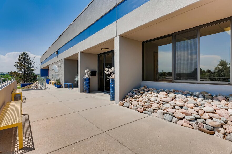 More Photos Of 7070 S Tucson Way, Englewood Flex For Lease