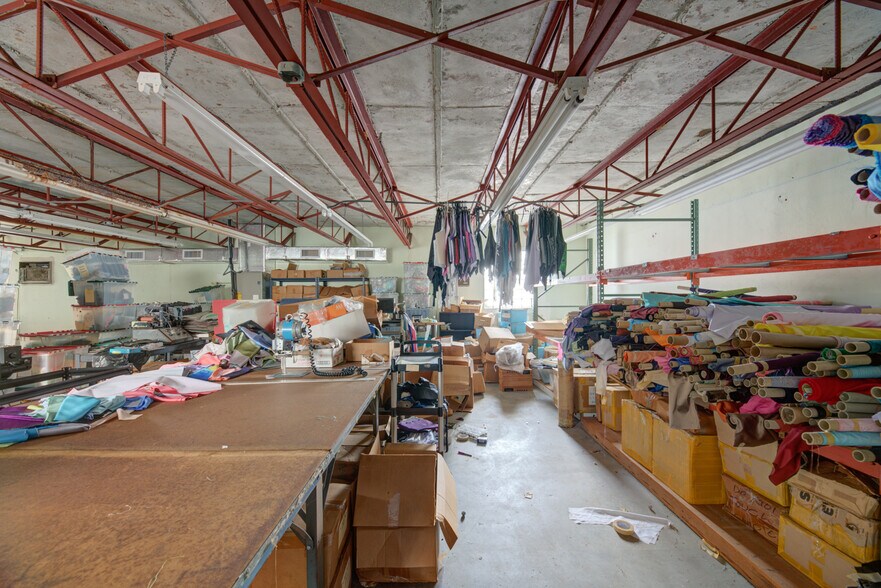 More Photos Of 777 NE 125th St, North Miami Storefront For Lease