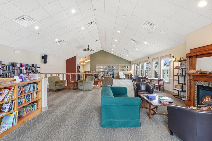More Photos Of 116 W Main St, West Branch General Retail For Sale