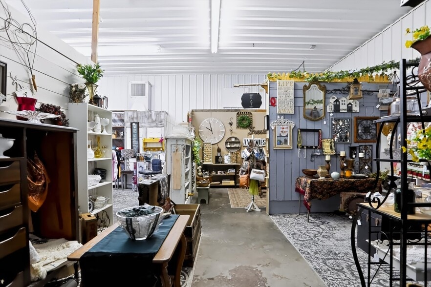 More Photos Of 291 E Two Cent Rd, Bargersville Warehouse For Sale