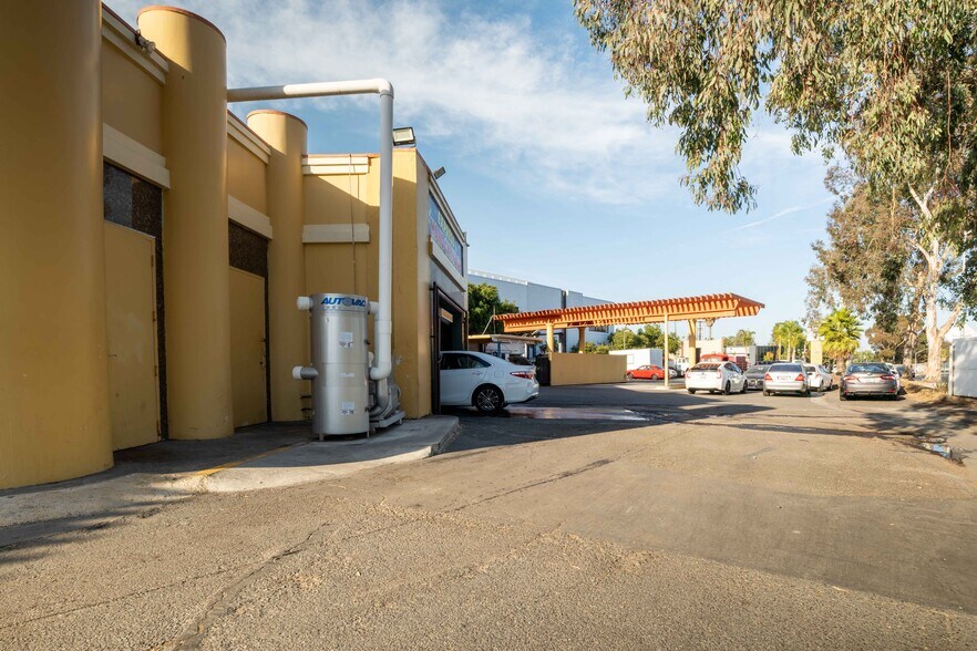 More Photos Of 2285 Newport Blvd, Costa Mesa Carwash For Lease