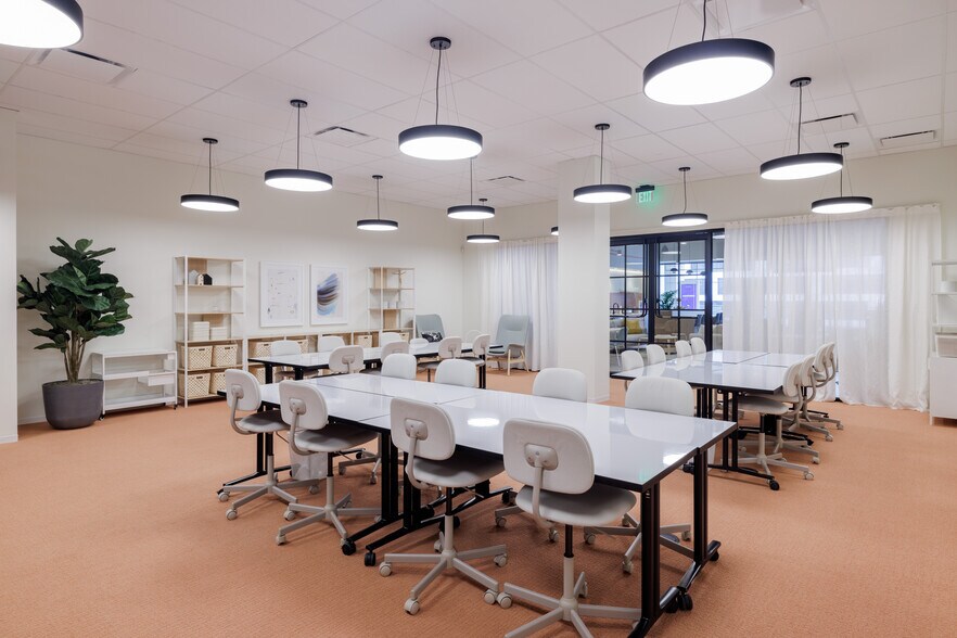 More Photos Of 935-965 Market St, San Francisco General Retail For Sale