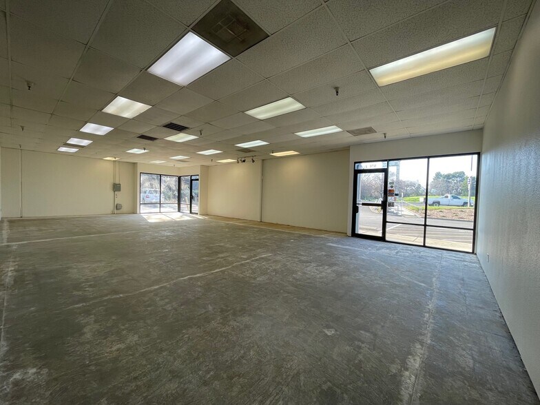 More Photos Of 1011-1021 Mason St, Vacaville Unknown For Lease