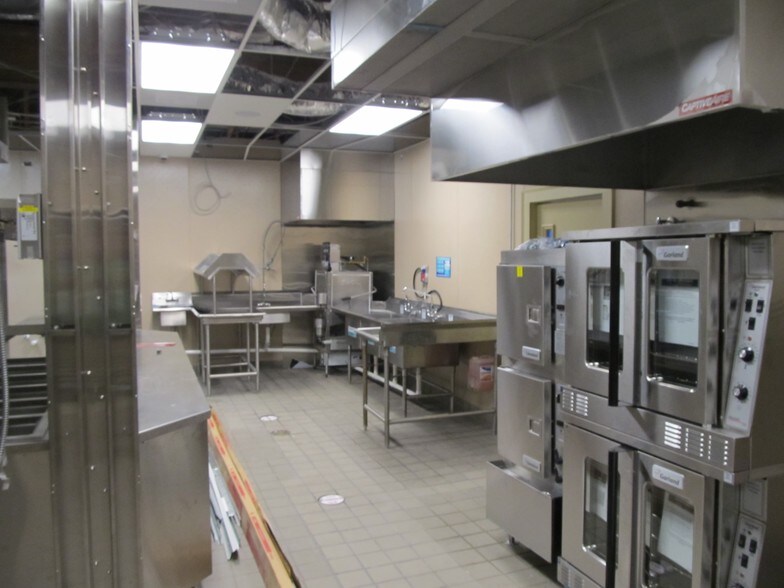 More Photos Of 1101 Sophia St, Fredericksburg Restaurant For Lease