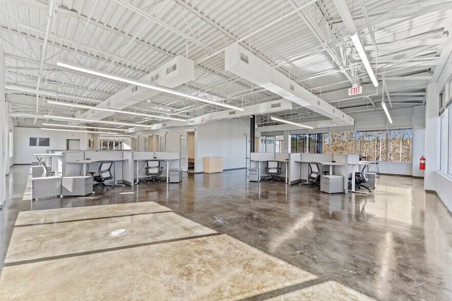 More Photos Of 5520 Capital Center Dr, Raleigh Office For Sale