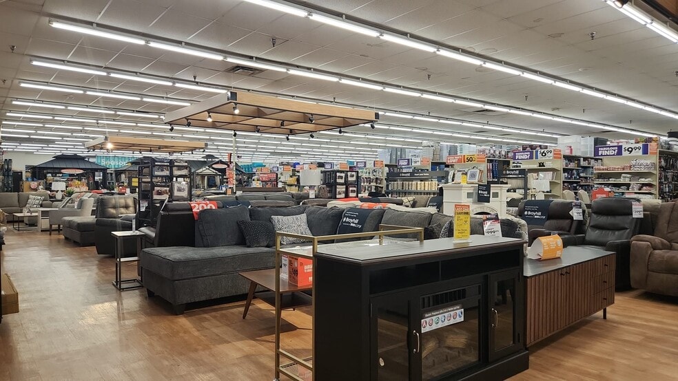 More Photos Of 230 Rodi & Frankstown Rd, Pittsburgh Unknown For Lease