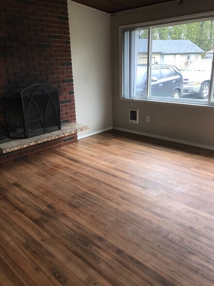 More Photos Of 3902 Gibbons St, Vancouver Apartments For Sale