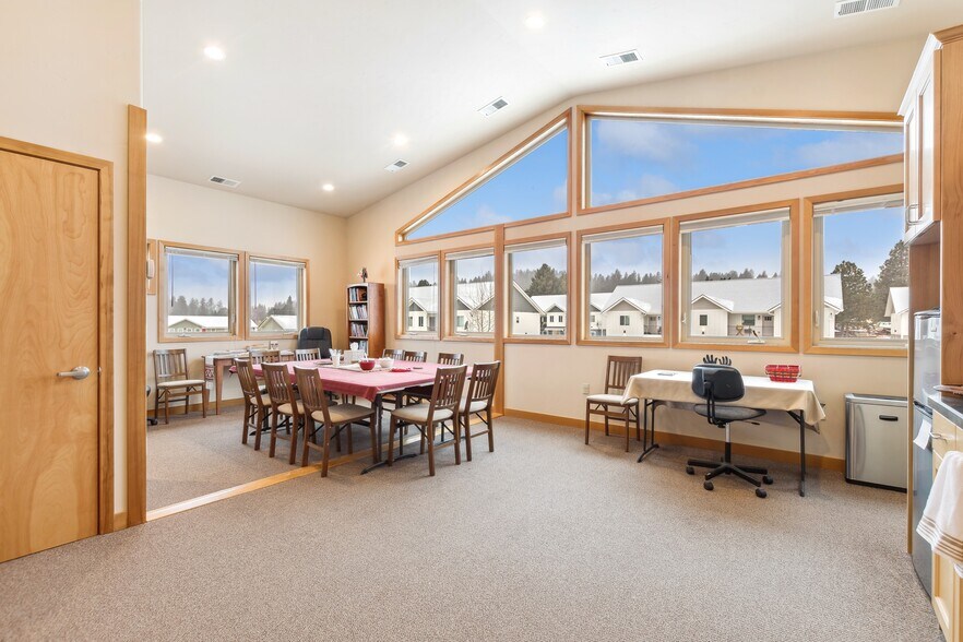 More Photos Of 191 Jewel Basin Ct, Bigfork Office For Sale