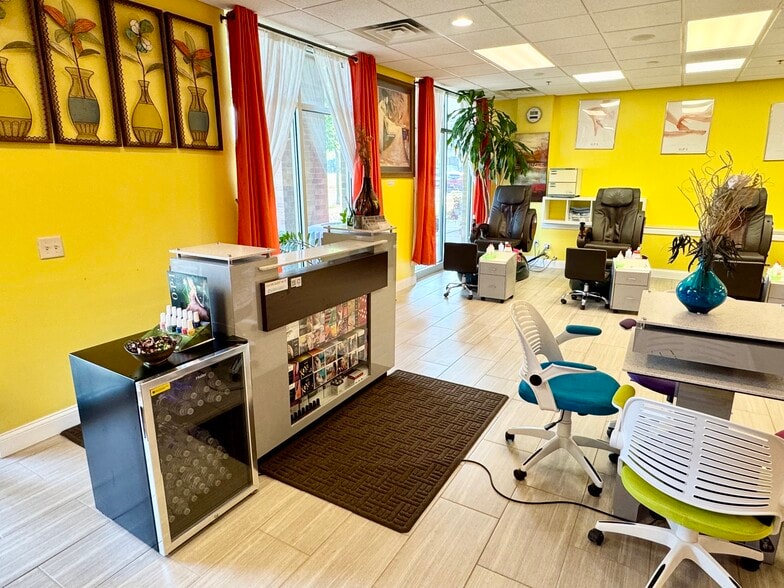 More Photos Of 8201 Mayo Dr, Madison Apartments For Sale