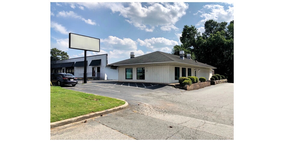 More Photos Of 570 Cobb Pky, Marietta Restaurant For Sale
