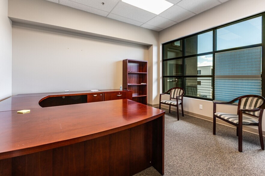 More Photos Of 4175 Forestdale Dr, Park City Loft Creative Space For Lease