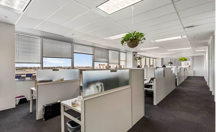 More Photos Of 15 Allstate Pky, Markham Coworking Space