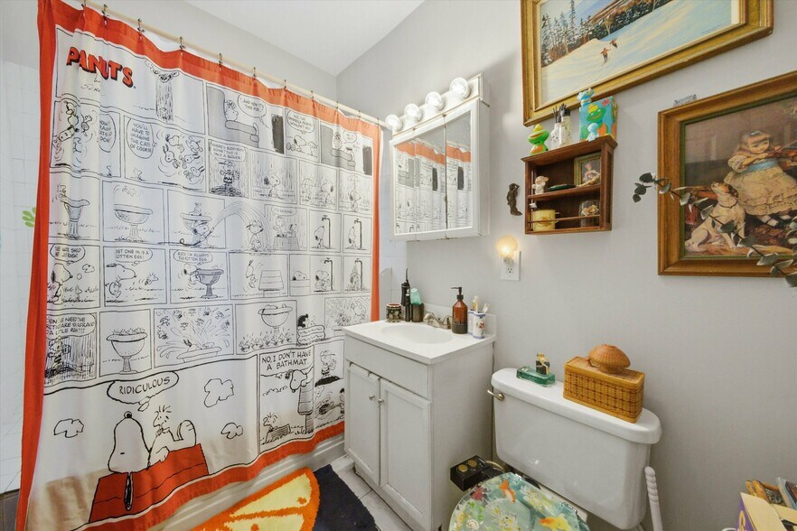 More Photos Of 3605-3607 W Palmer St, Chicago Apartments For Sale