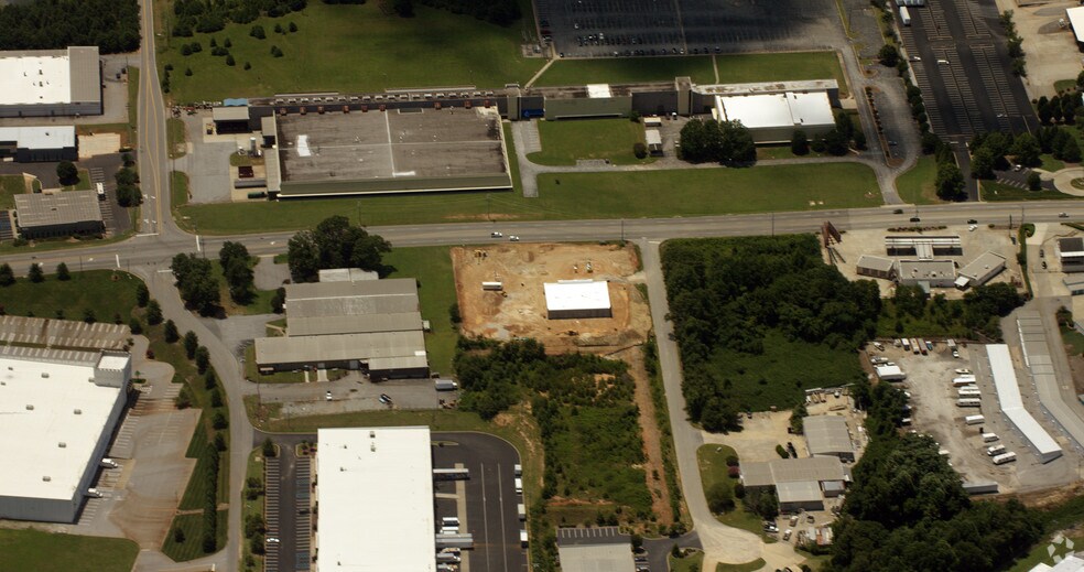 More Photos Of 5151 Pelham Rd, Greenville Storefront Retail Office For Lease
