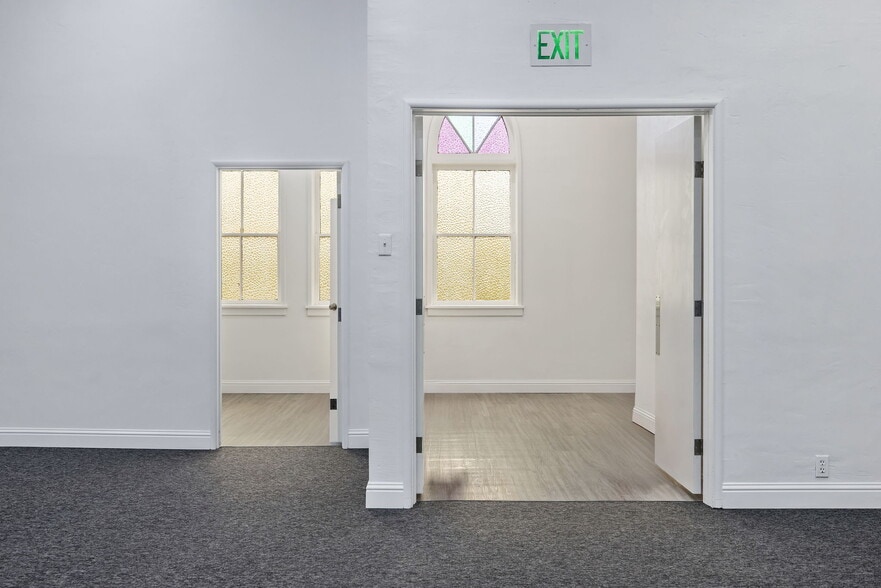 More Photos Of 401 W Lerdo Hwy, Shafter Religious Facility For Sale