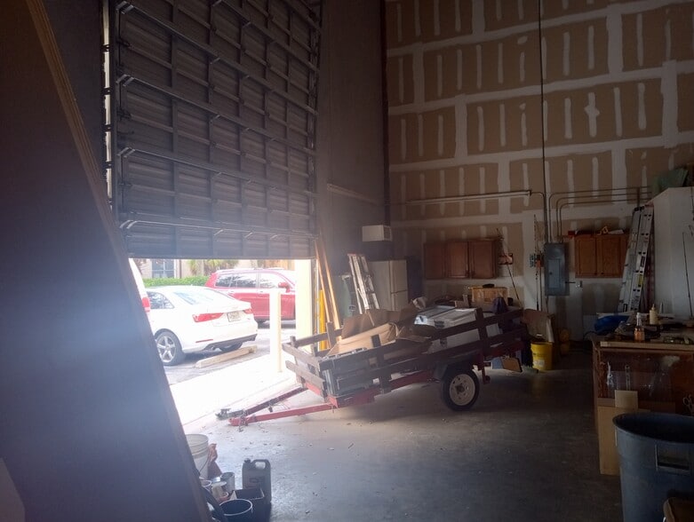 More Photos Of 4188 Westroads Dr, Riviera Beach Warehouse For Sale