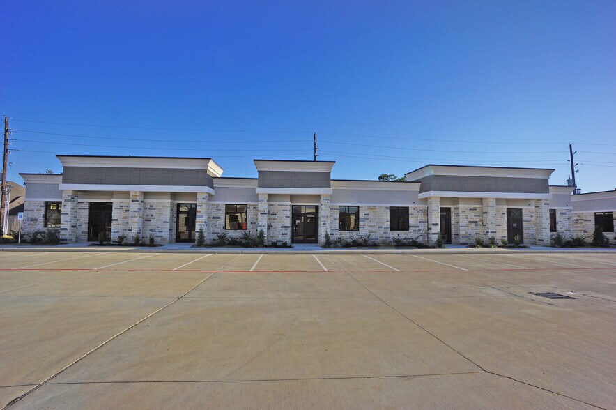 More Photos Of 633 E Fernhurst Dr, Katy Medical For Lease