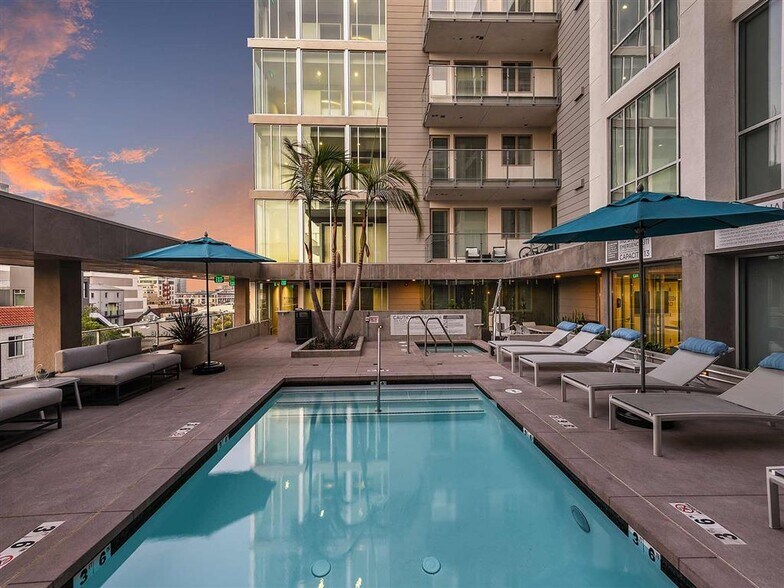 More Photos Of 1110 F St, San Diego Apartments For Lease