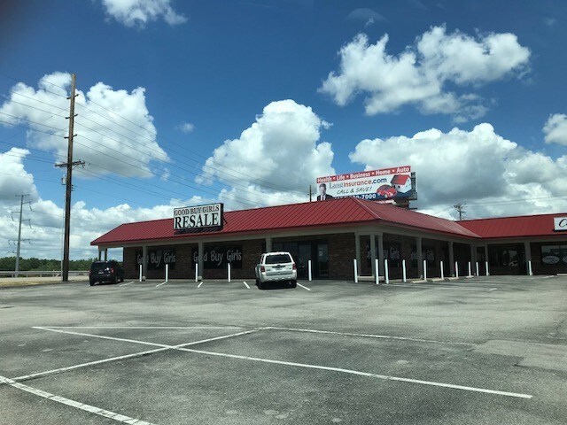 Primary Photo Of 4109-4223 S Old Highway 94, Saint Charles Unknown For Sale