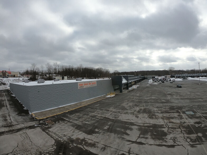 More Photos Of 2656 Ellwood Rd, New Castle General Retail For Sale