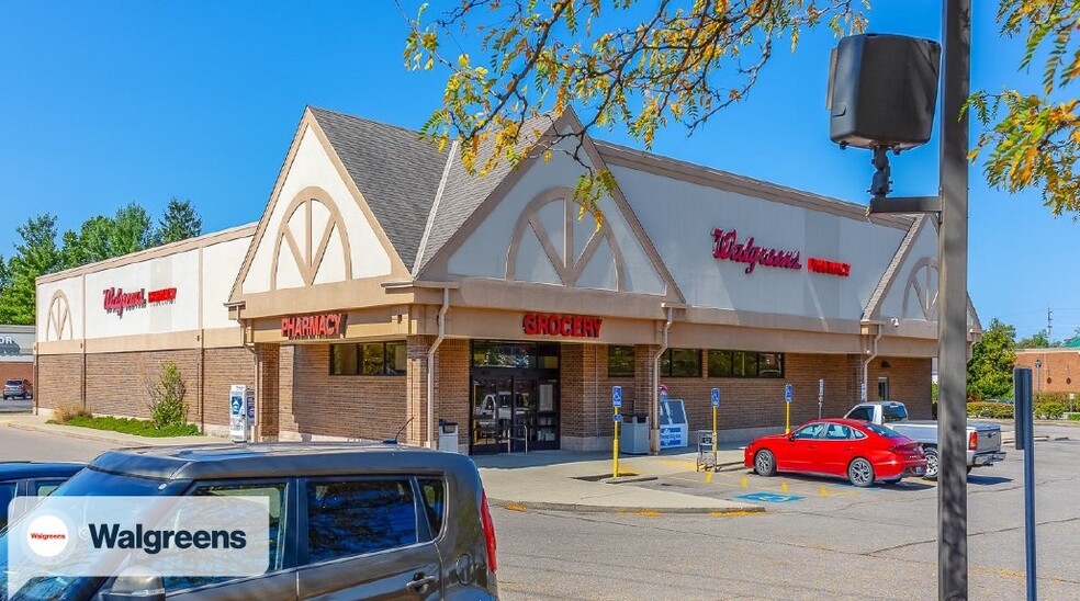 Primary Photo Of 2840 Alexandria Pike, Newport Drugstore For Sale