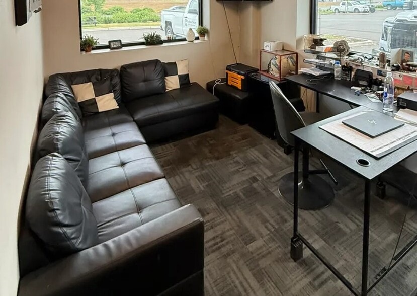 More Photos Of 11413 NE 126th St, Vancouver Industrial For Lease