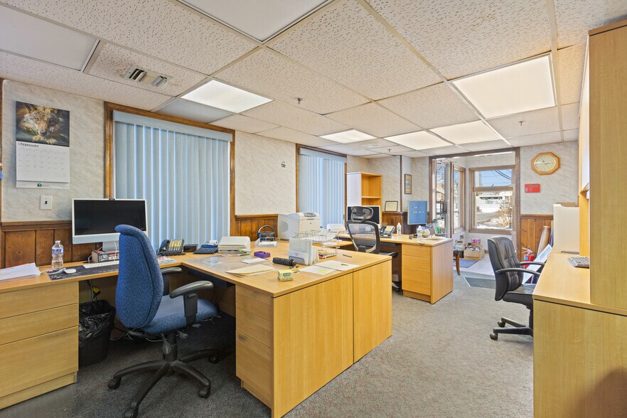 More Photos Of 35 4th Ave, Hawthorne Industrial For Sale