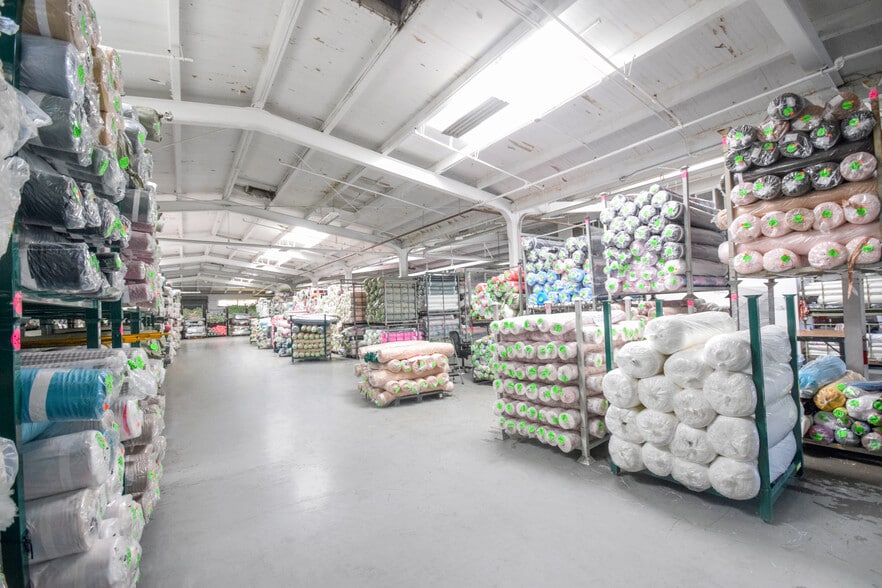 More Photos Of 2300 E 49th St, Vernon Manufacturing For Lease