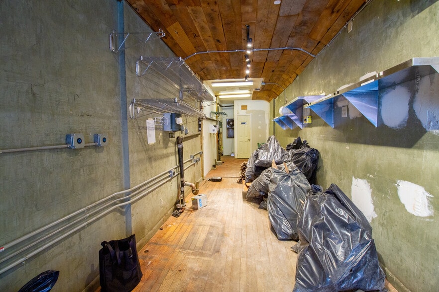 More Photos Of 40 Rivington St, New York Apartments For Lease