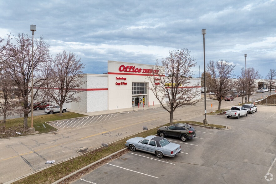 More Photos Of 216 Caldwell Blvd S, Nampa Freestanding For Lease