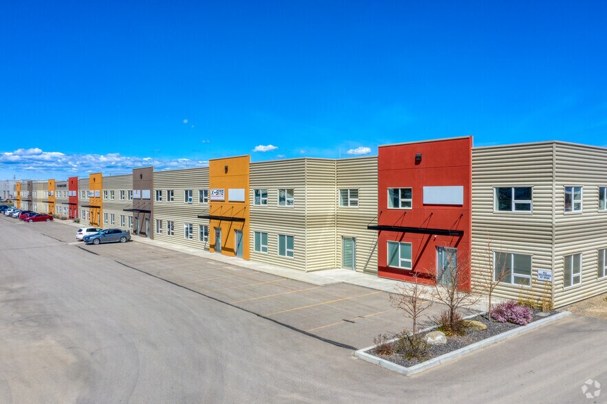 Primary Photo Of 64062 393rd Loop E, Okotoks Service For Sale