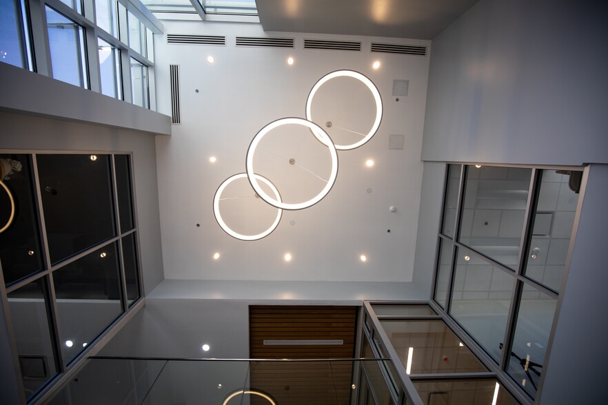 More Photos Of 4505 Holiday Hill, Midland Medical For Lease