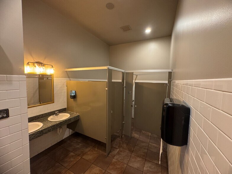 More Photos Of 7434 Village Center Dr, O'Fallon Restaurant For Sale