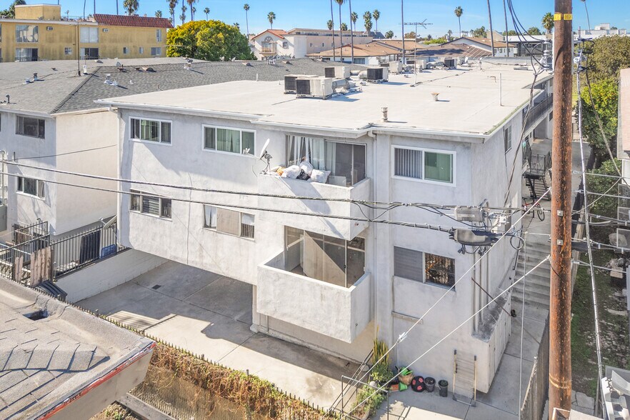 More Photos Of 406 S St Andrews Pl, Los Angeles Apartments For Sale