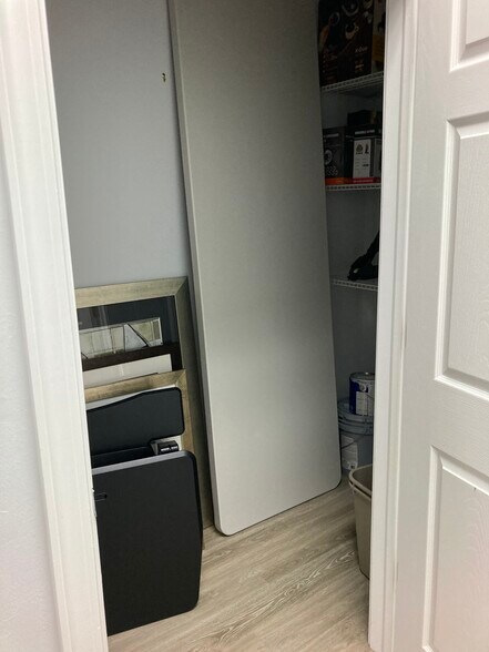 More Photos Of 3208 Chiquita Blvd S, Cape Coral Office For Lease