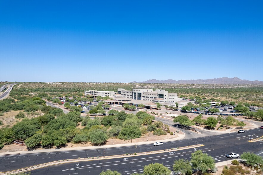 More Photos Of 1521 E Tangerine Rd, Oro Valley Medical For Lease