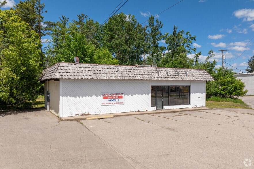 More Photos Of 2508 US 23 S, Alpena Storefront Retail Office For Sale