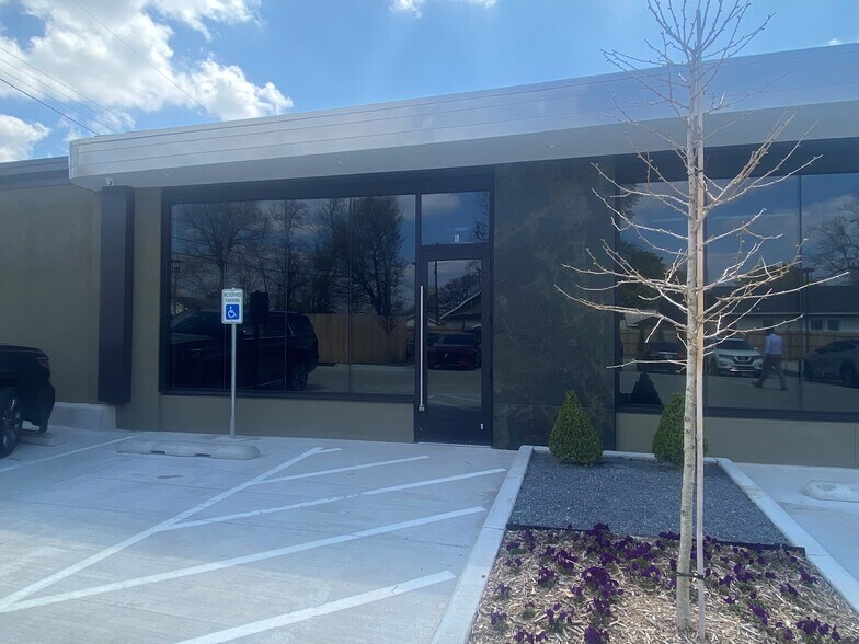 More Photos Of 1019 S Quincy Ave, Tulsa Storefront Retail Office For Lease