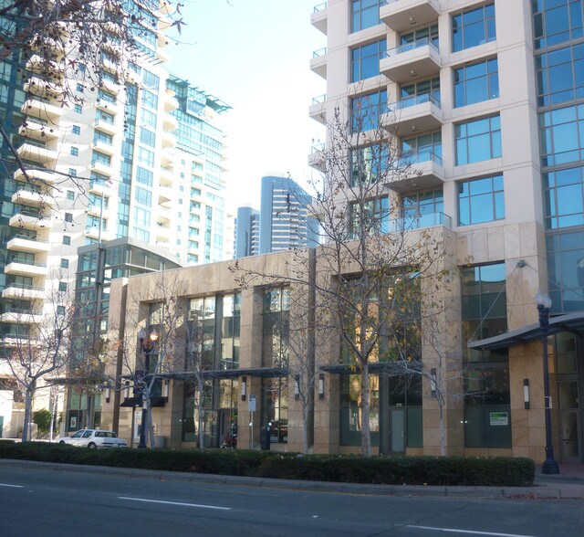 More Photos Of 550 Front St, San Diego Apartments For Sale