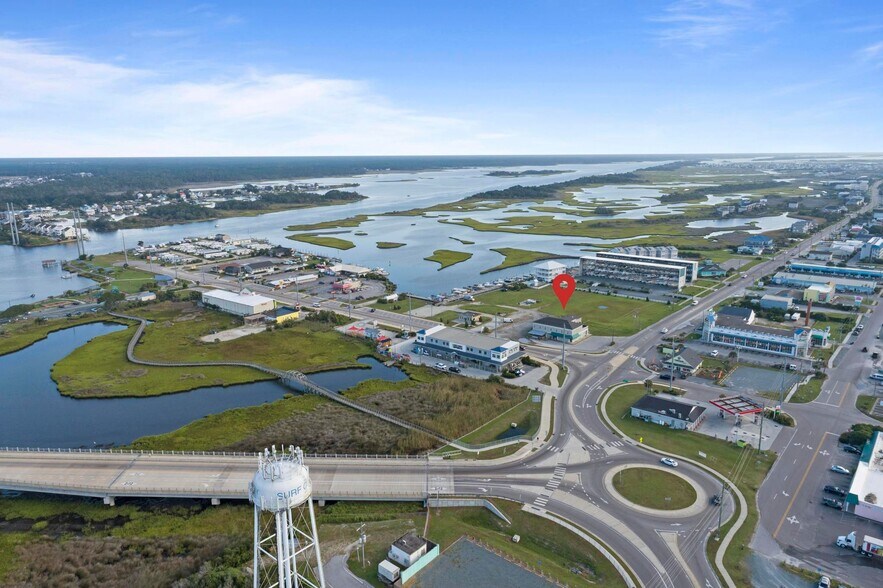 More Photos Of 404 Roland Ave, Surf City Restaurant For Sale