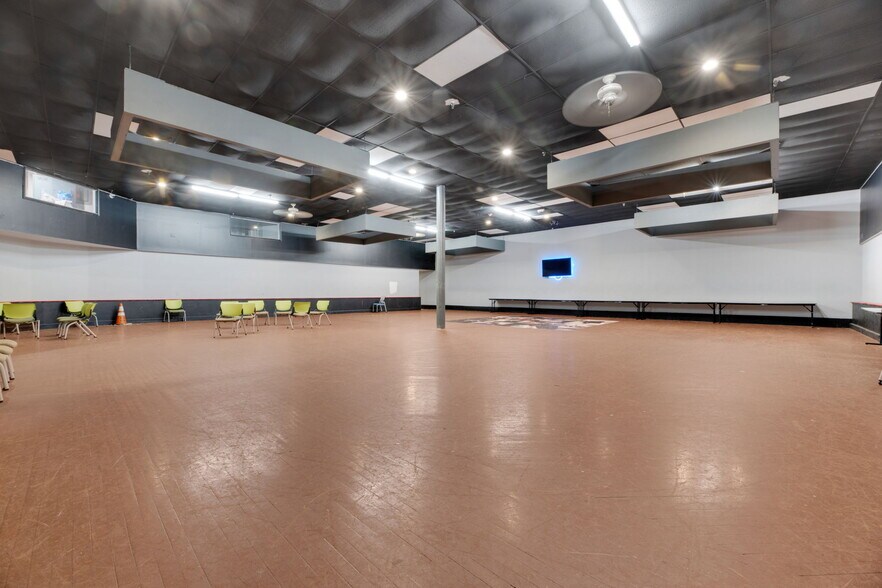 More Photos Of 3100 Branch Ave, Temple Hills Unknown For Lease