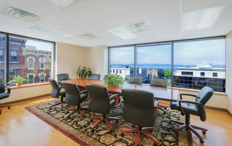 More Photos Of 126 College St, Burlington Office For Lease