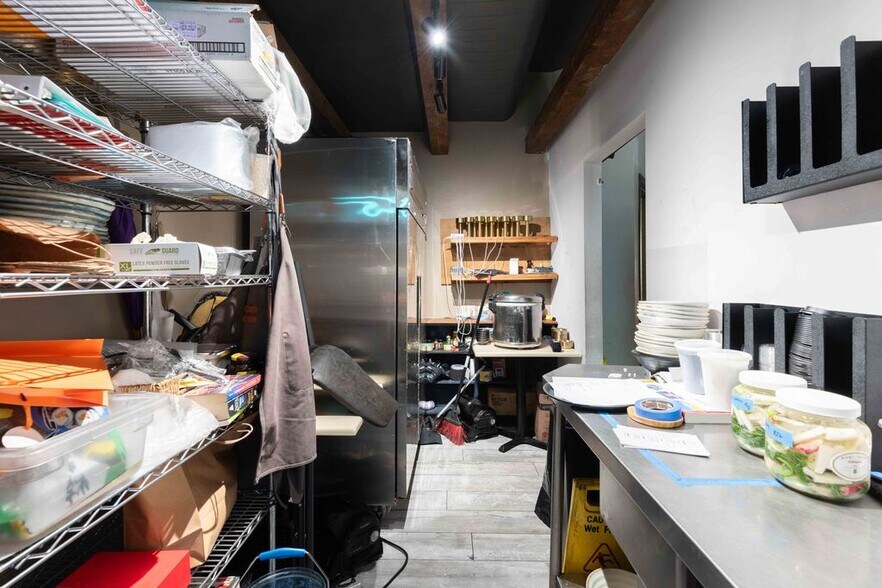 More Photos Of 212 Flatbush Ave, Brooklyn Storefront Retail Residential For Lease